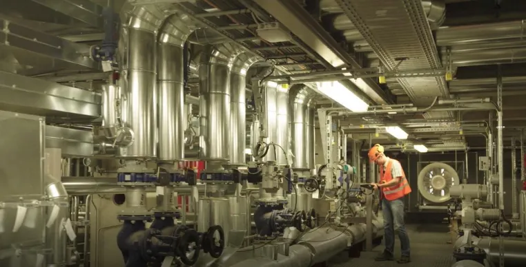 Kraftanlagen Gruppe stattet ihre Baustellen mit Tablets und mobilem Rechenzentrum von Dell Technologies aus Bild: Kraftanlagen Gruppe stattet ihre Baustellen mit Tablets und mobilem Rechenzentrum von Dell Technologies aus