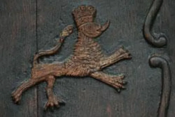 Bild: Kulinarische Zeitreise ins Mittelalter: Im Idsteiner Löwenkeller speisen wie zu Ritterzeiten