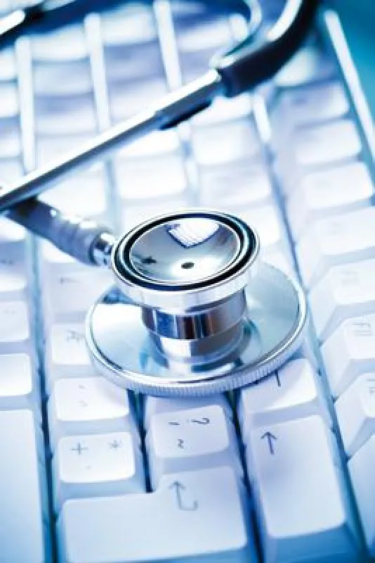 Dem papierarmen Krankenhaus einen Schritt näher kommen. Foto: iStockphoto.com/G.M.Vozd