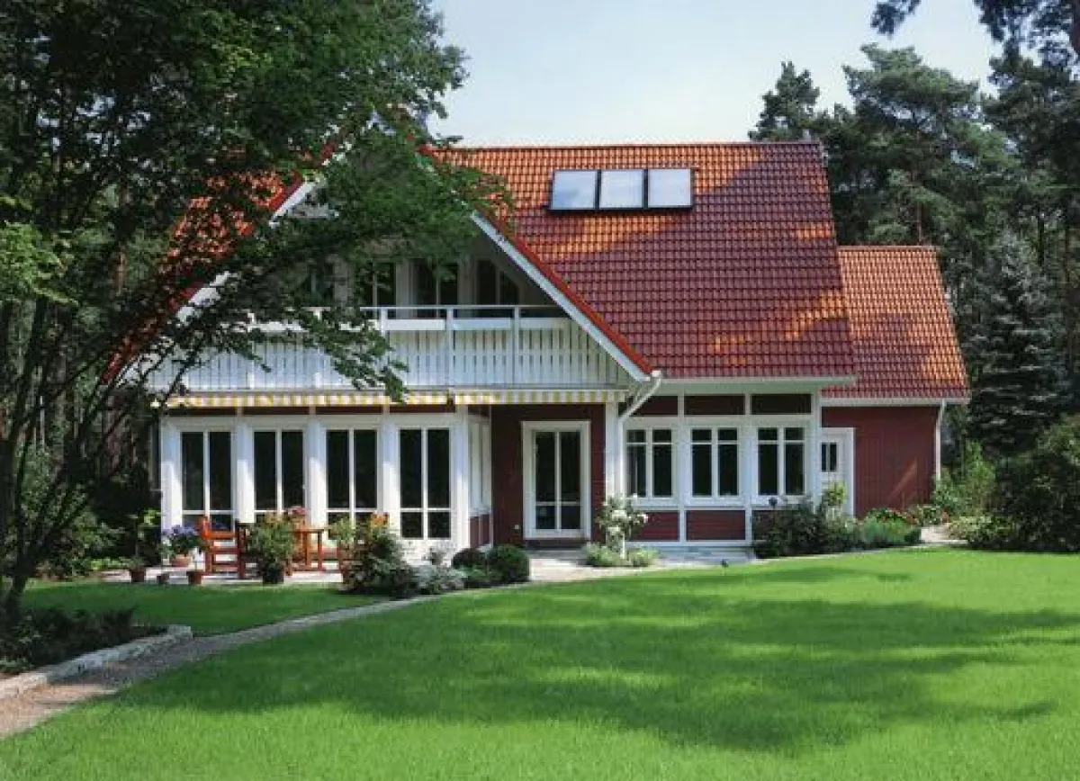 Dieses individuell geplante Landhaus verbindet Tradition und Moderne auf besondere Weise.