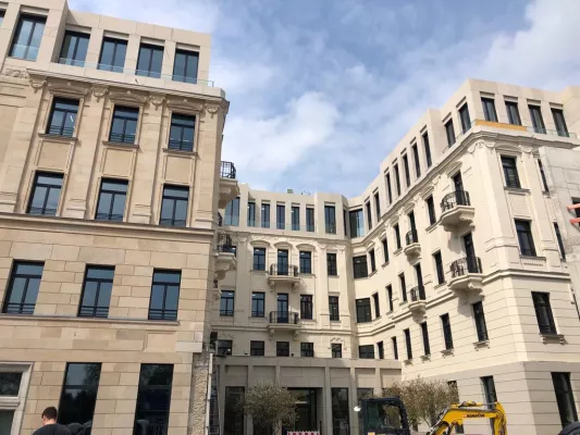 Bild: NORSK Deutschland AG stellt „Wiesbadener Palais“ am KURECK fertig