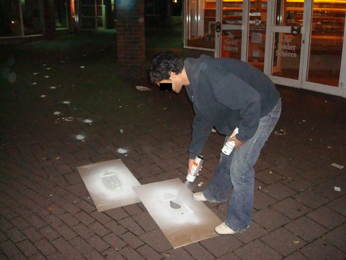 Promoter im Einsatz bei Nacht