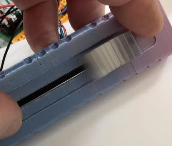 Bild: Wireless Bluetooth MIDI Motor-Crossfader Controller für DJs und Music Producers