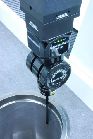 Bild: Vollautomatische Rauheitsmessung direkt auf dem Koordinatenmessgerät