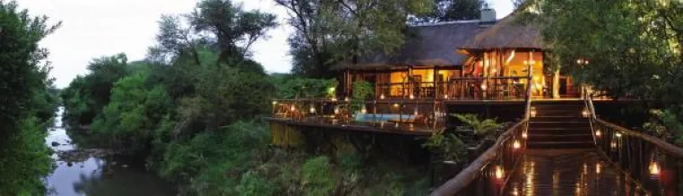 Reisetipp für Familien: Madikwe River Lodge Bild: Reisetipp für Familien: Madikwe River Lodge