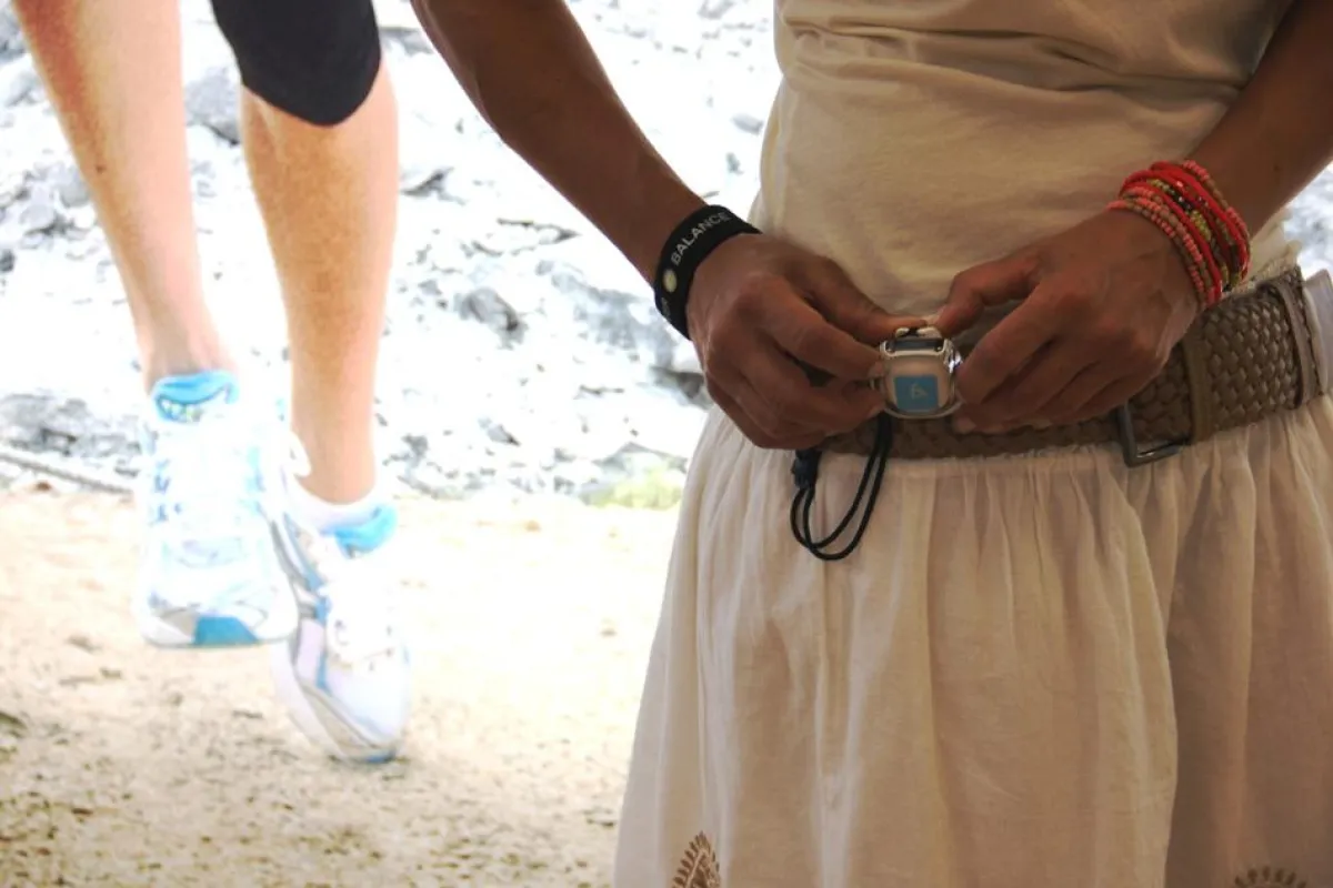 3240 Franken spendete ODLO im Rahmen seiner Mt. Everest Aktion an die Stiftung „Right To Play“.