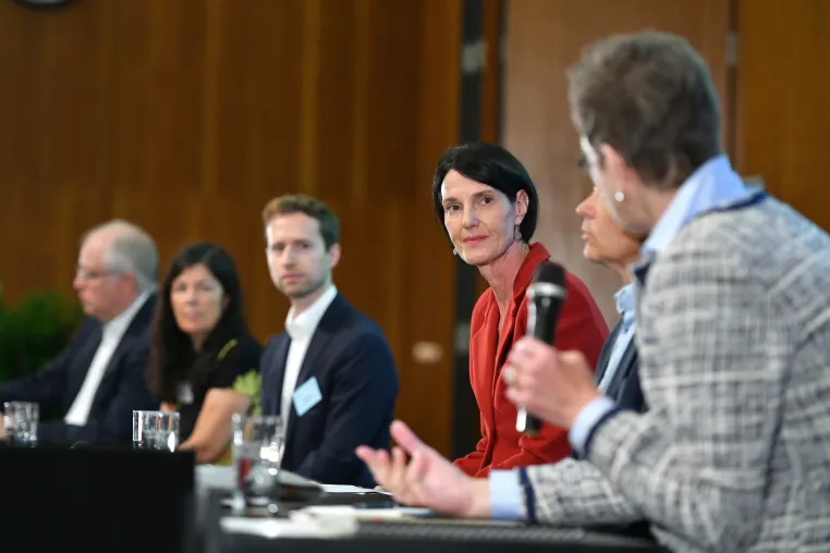 EDV-Gerichtstag: Palantir, digitale Souveränität, Vorratsdatenspeicherung und Datenschutz im Fokus Bild: EDV-Gerichtstag: Palantir, digitale Souveränität, Vorratsdatenspeicherung und Datenschutz im Fokus