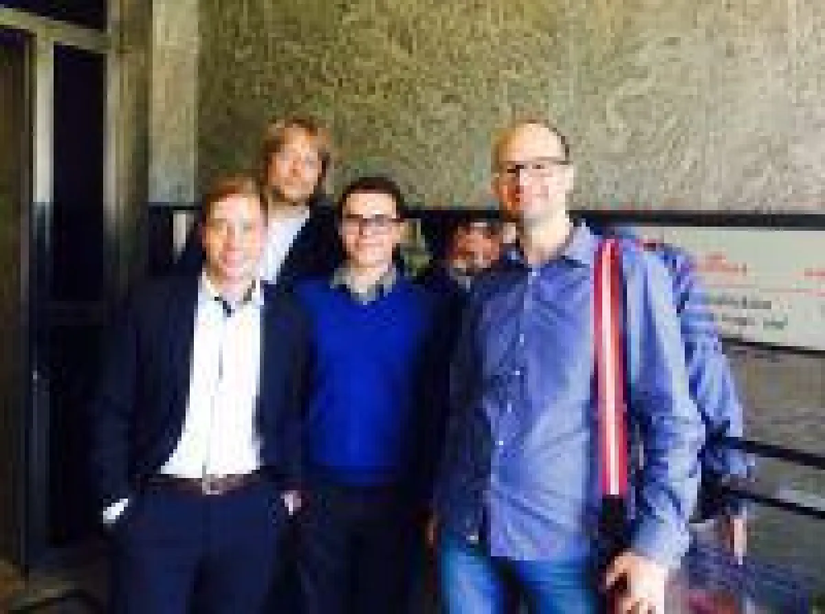 A. Schmiljun, D. Dytert, L.Thiede, C.Vossel