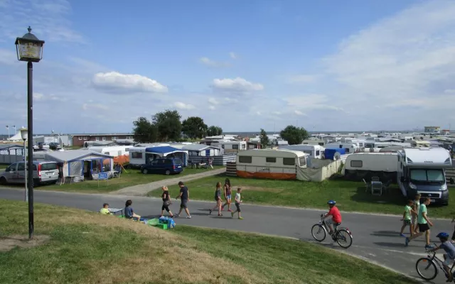 Bild: Leichter reisen: Camping in Deutschland barrierefrei