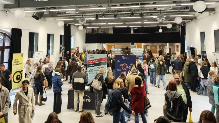 Bild: Aufbruchsstimmung im April: Dein Weg ins Auslandsaufenthalts beginnt bei der JuBi