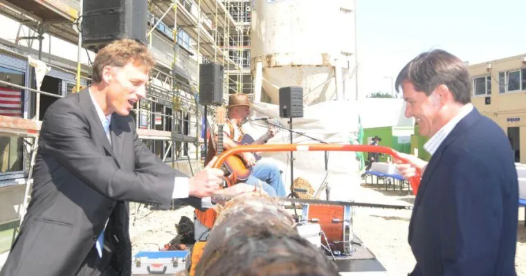 AIG / Lincoln feiert sonniges Richtfest für Campus M Business Park - Großteil der Bürofläche bereits vermietet Bild: AIG / Lincoln feiert sonniges Richtfest für Campus M Business Park - Großteil der Bürofläche bereits vermietet