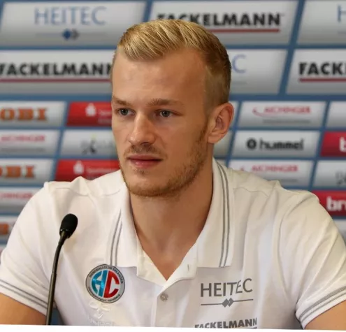 Handball: HC Erlangen empfängt den VfL Gummersbach Bild: Handball: HC Erlangen empfängt den VfL Gummersbach