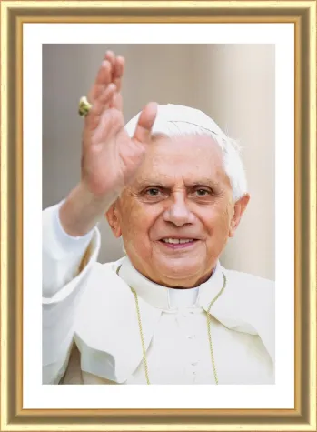 Bild: Münchner Merkur bringt den Papst nach Hause - gerahmter Kunstdruck des Heiligen Vaters