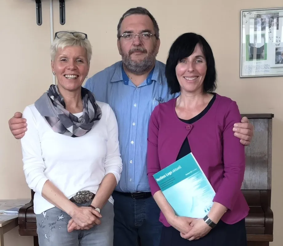 Ines Petzold, Sven Baumann und Dr. Katharina Glanz bei Vortragsveranstaltung in Dresden
