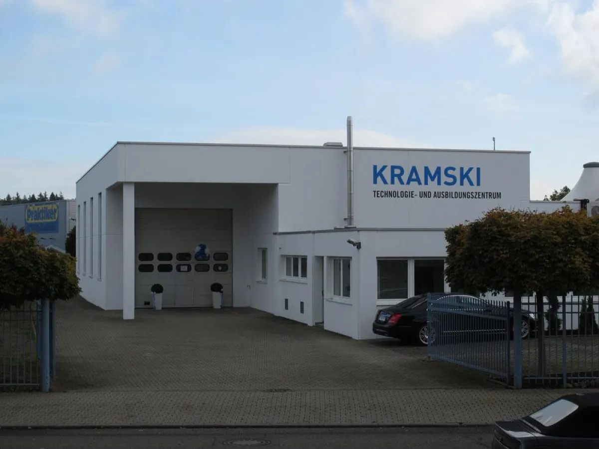 Das neue Technologie- und Ausbildungszentrum in Pforzheim auf der Wilferdinger Höhe.