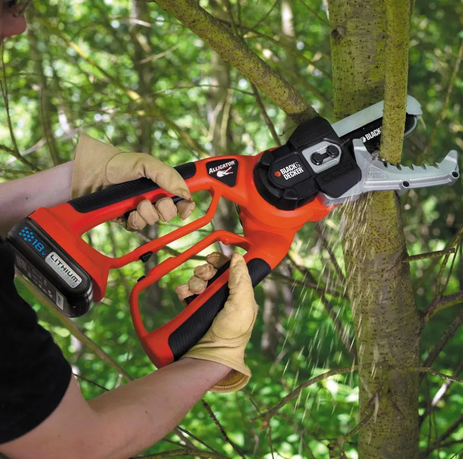 Die 18V-Gartengeräte von Black & Decker verfügen über ein Wechselakku-System und die Vorteile der Lithium-Ionen-Akkutechnologie.