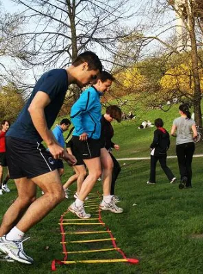 Bild: Sich selbst quälen, schwitzen und Spaß haben - fünf Jahre Boot Camp München