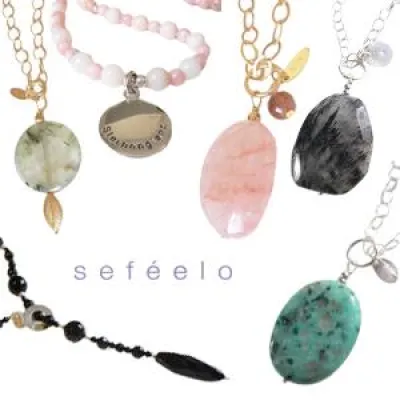 Bild: Die Luxusbabe Online Boutique präsentiert Edelsteinschmuck von seféelo