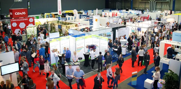 14. jobmesse oldenburg am 25./26.04.2020 in den Weser-Ems-Hallen Oldenburg Bild: 14. jobmesse oldenburg am 25./26.04.2020 in den Weser-Ems-Hallen Oldenburg