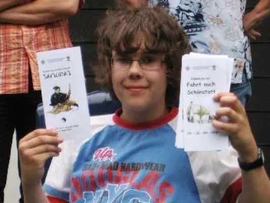 Bild: Gruppenleiter der SMJ Paderborn laden zum Diözesantag und zum Zeltlager ein