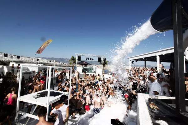 Bild: Startschuss für erstes „Abi del Mar“-Festival in Novalja