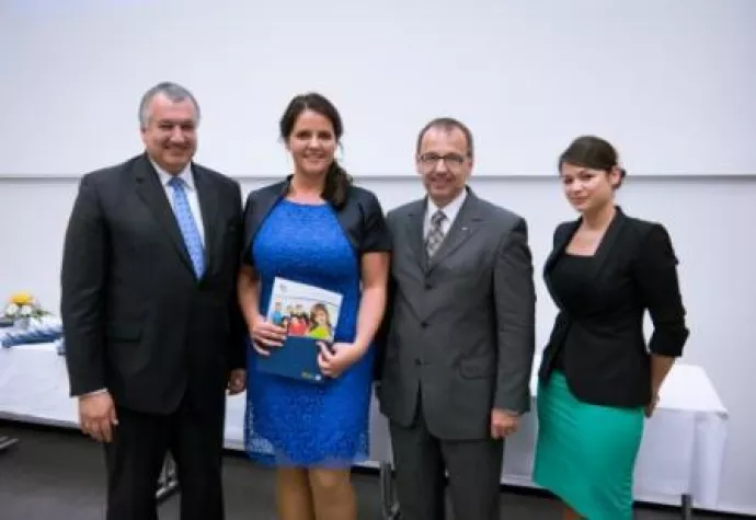 Bild: Fachbereich Touristik/Verkehrswesen und American Express GBT Deutschland vertiefen Partnerschaft