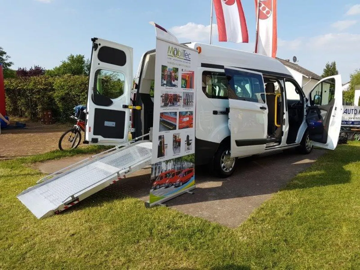 Der neue Transporter wurde von der Firma MobilTec kostenlos für Familie Schiffmann umgebaut.