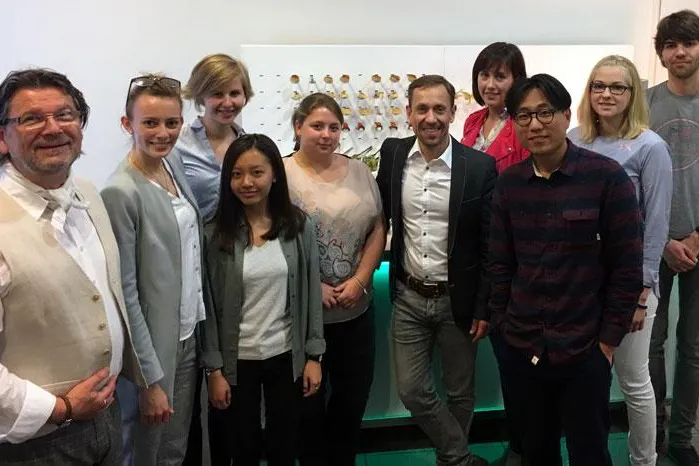 Bild: KAISERSCHOTE begeistert Studierende der International University of Applied Sciences