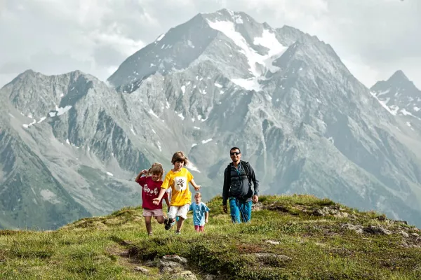 Bild: Happy Kids, Happy Life - Quality Time für die ganze Familie: BIG Family Sommer Angebote im SPA Hotel Jagdhof