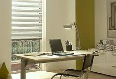 Blendschutzrollos für Computerarbeitsplätze direkt auf Maß im Online-Shop bestellen Bild: Blendschutzrollos für Computerarbeitsplätze direkt auf Maß im Online-Shop bestellen