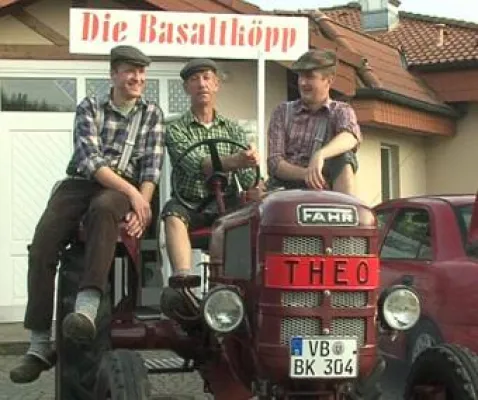 Die "Basaltköpp": "Mein kleiner Freund" Bild: Die "Basaltköpp": "Mein kleiner Freund"
