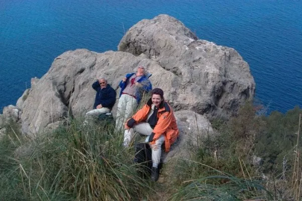 Bild: Auf zu neuen Gipfeln - Gemeinsam wandern und Herausforderungen meistern