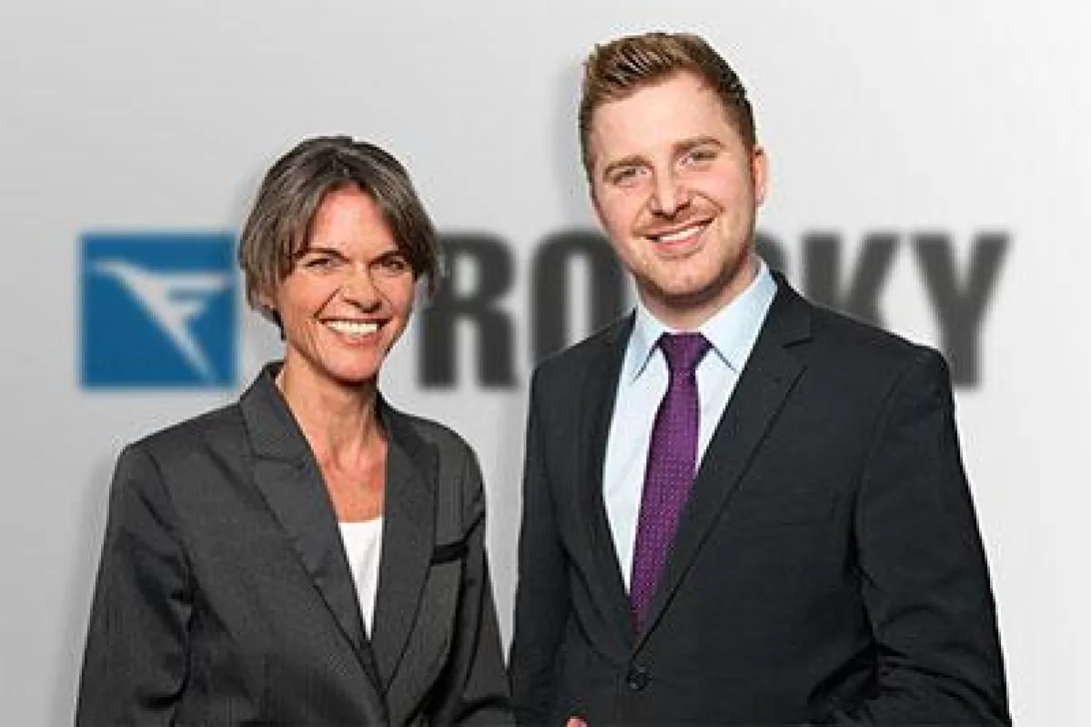 Neu bei Pro Sky Switzerland: Brigitte Schüpbach und Torben Lenz. Foto: PRO SKY, Fotograf: Tilman Sch
