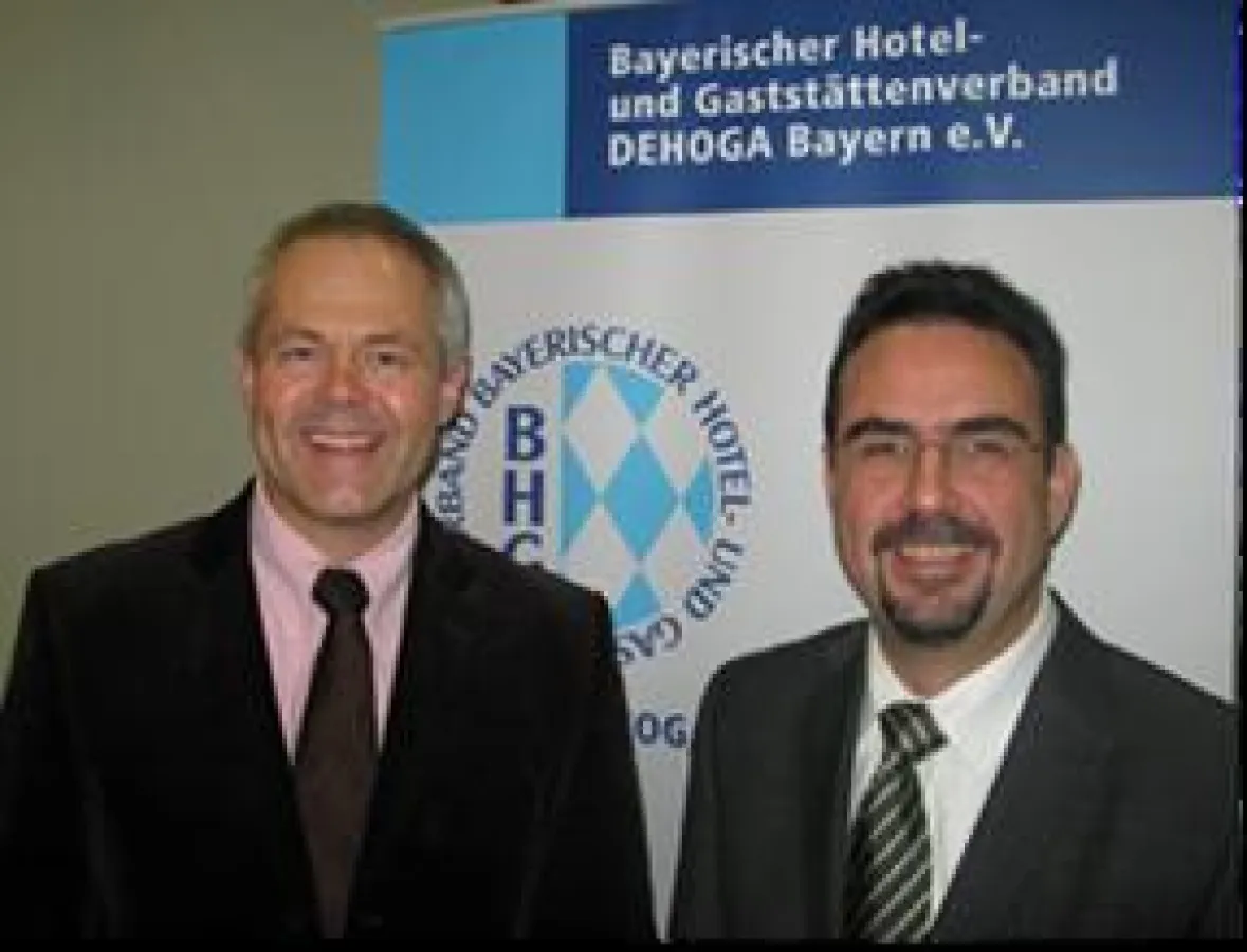 Ein starkes Bündnis zum Wohl des bayerischen Tourismus (v.l.): BHG und BH, vertreten durch Ulrich N. Brandl und Klaus Holetschek