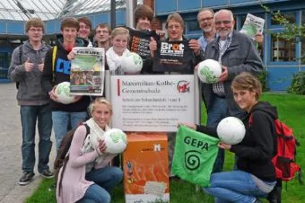 Fair Trade für fairen Schulsport in Saerbeck Bild: Fair Trade für fairen Schulsport in Saerbeck