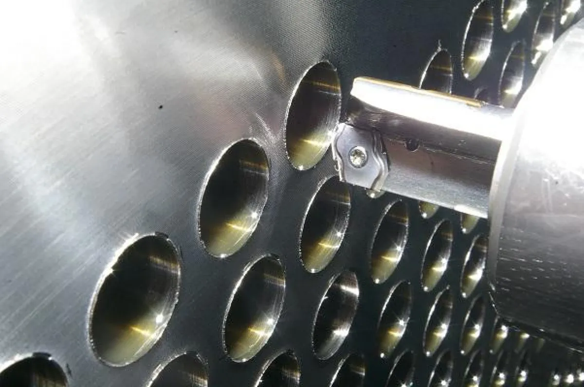 Produktivität verdoppelt: Die Hauptzeit beim Bearbeiten der Wärmetauscherböden ließ sich mit dem Wen