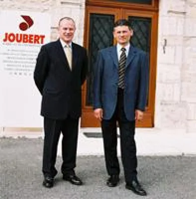 Bild: Sperrholz-Anbieter Joubert mit neuer Online-Präsenz