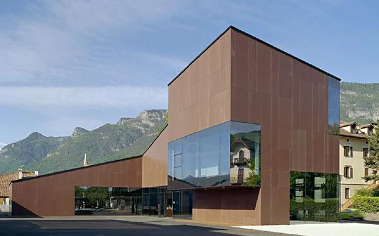 Bild: Neue Weinarchitektur in Südtirol