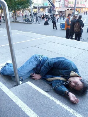 Bild: BYUNG CHUL KIM „Ich habe viel gemacht …“ Zeichnung - Video - Performance