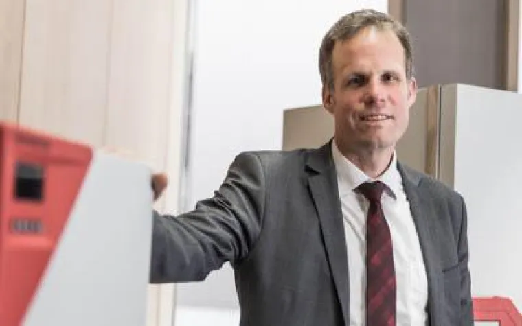 Bild: Entwicklungschef gibt Einblicke in die Forschung bei BINDER