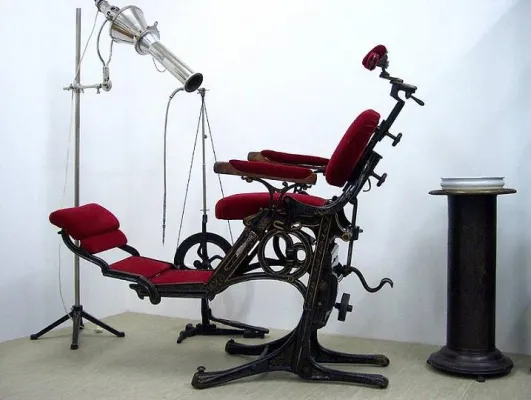 Bild: Dr. Walser Dental: Weitere Förderung des weltgrößten Dentalmuseums