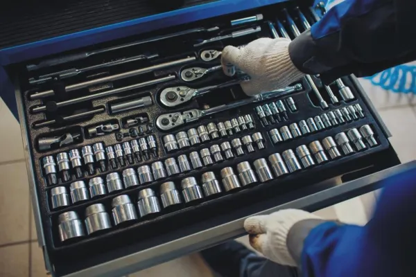 Bild: Der Werkzeugwagen - Sinn oder Unsinn der Ordnungsliebhaber?