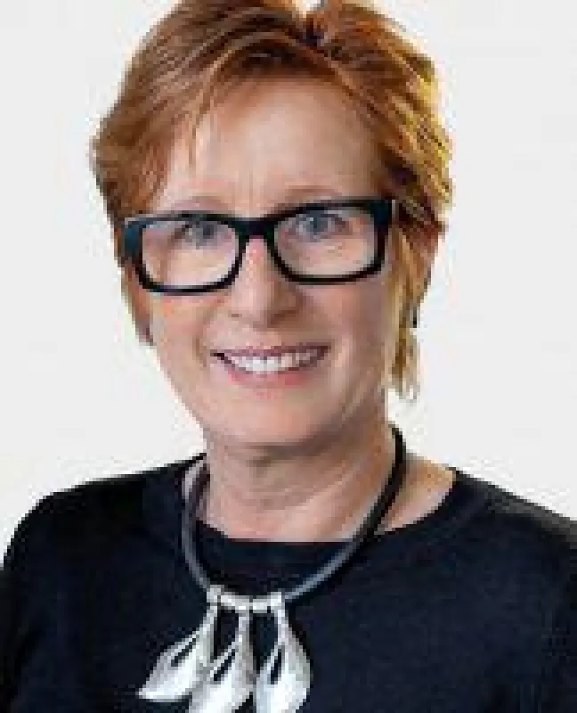 Dr. Doris Hansmann