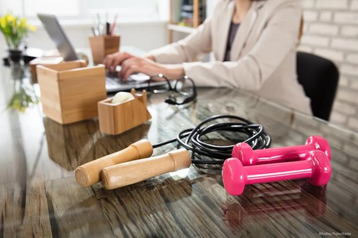 Neuer Zertifikatskurs „Gesundheits- und Präventionsmanager“ an der APOLLON Hochschule (© Andrey Popov/fotolia)