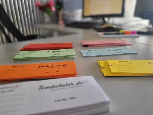 Trauerdrucksachen, Tombola Lose & mehr in der Druckerei Rossa GmbH – Wer steckt dahinter? Bild: Trauerdrucksachen, Tombola Lose & mehr in der Druckerei Rossa GmbH – Wer steckt dahinter?