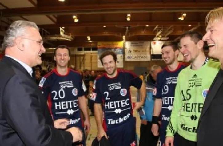 Bild: Der HC Erlangen feiert klaren Heimerfolg gegen den TuS Ferndorf