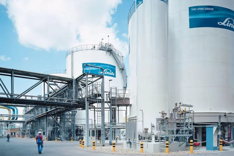 Bild: Zwei starke Partner: Linde und MicroStep