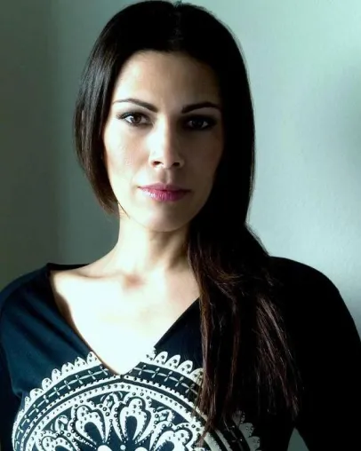 Bild: Die preisgekrönte Schauspielerin, Daniela Lavender, übernimmt Hauptrolle in „TAJ“