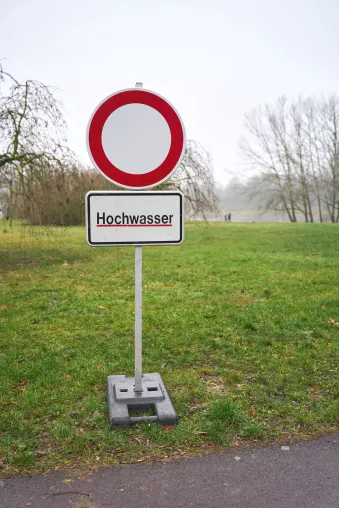 Bild: Mobile Hochwasserschutzsperren: Ein unverzichtbares Werkzeug zur Bekämpfung von Überflutungen