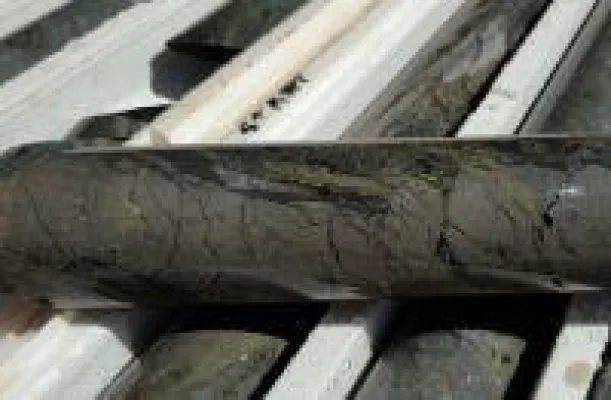 Bild: Bohrergebnisse: De Grey Mining legt erneut zweistelligen Kurssprung hin!